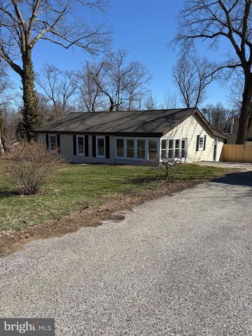 207 PENNSYLVANIA AVE, Hainesport, NJ 08036