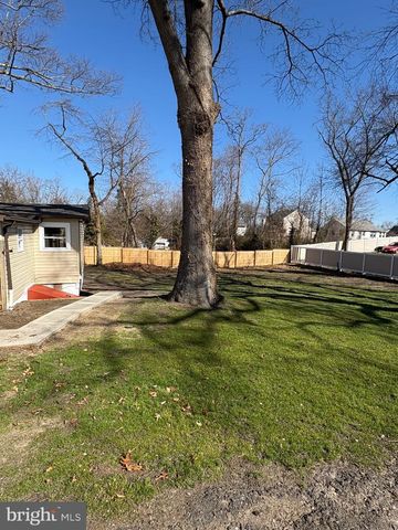 207 PENNSYLVANIA AVE, Hainesport, NJ 08036