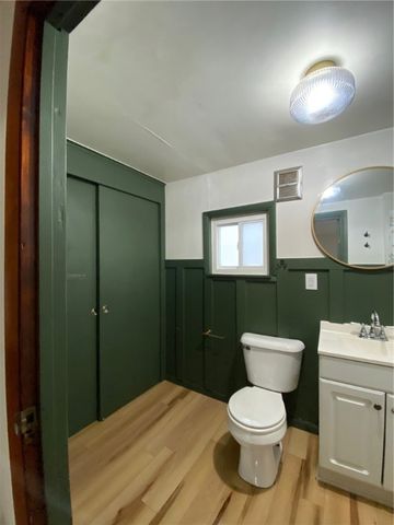 687 Wood St, Springdale Twp, PA 15144