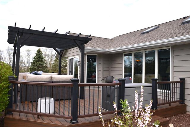 S79W29037 Frog Alley ROAD, Mukwonago, WI 53149