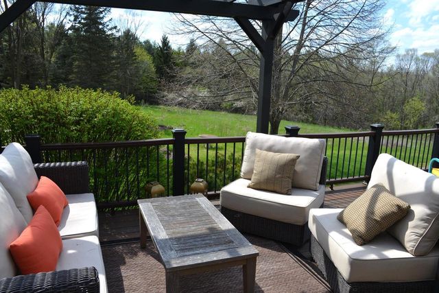 S79W29037 Frog Alley ROAD, Mukwonago, WI 53149