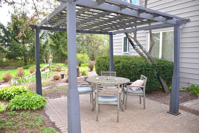 S79W29037 Frog Alley ROAD, Mukwonago, WI 53149