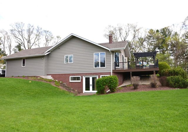 S79W29037 Frog Alley ROAD, Mukwonago, WI 53149
