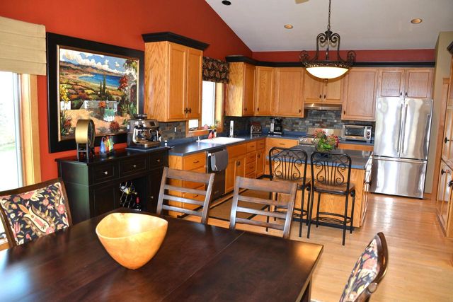 S79W29037 Frog Alley ROAD, Mukwonago, WI 53149