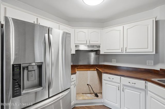 8505 Mermaid Avenue, Ocean Springs, MS 39564