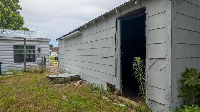 313 W Texas Avenue Street, Anadarko, OK 73005