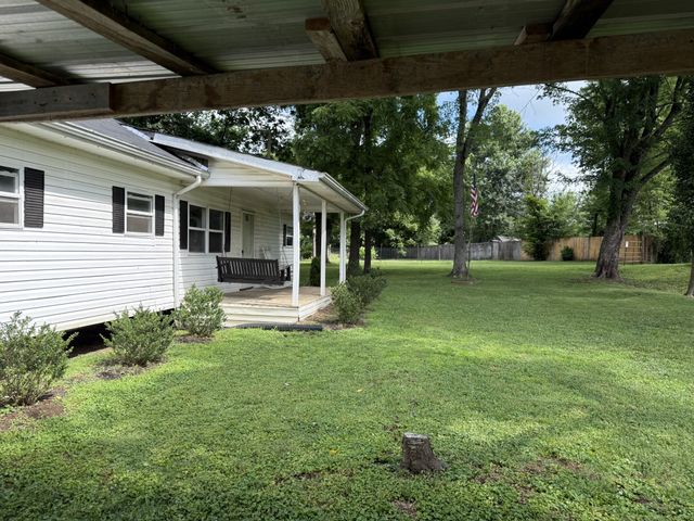 330 Rolling Acres Loop, Hartsville, TN 37074