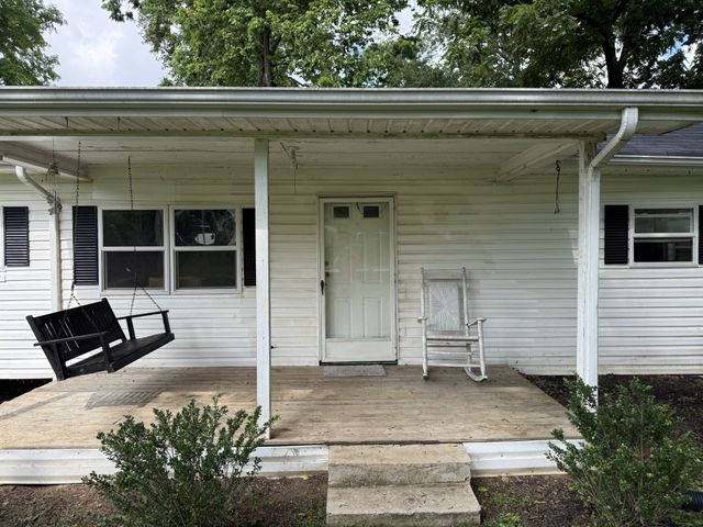 330 Rolling Acres Loop, Hartsville, TN 37074