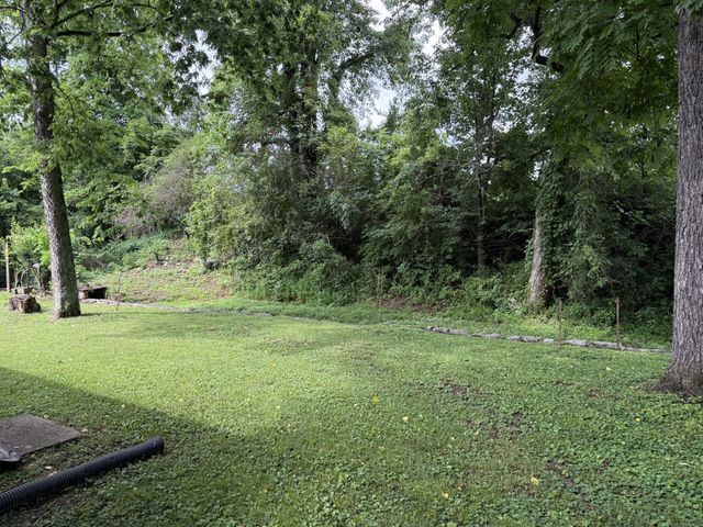 330 Rolling Acres Loop, Hartsville, TN 37074