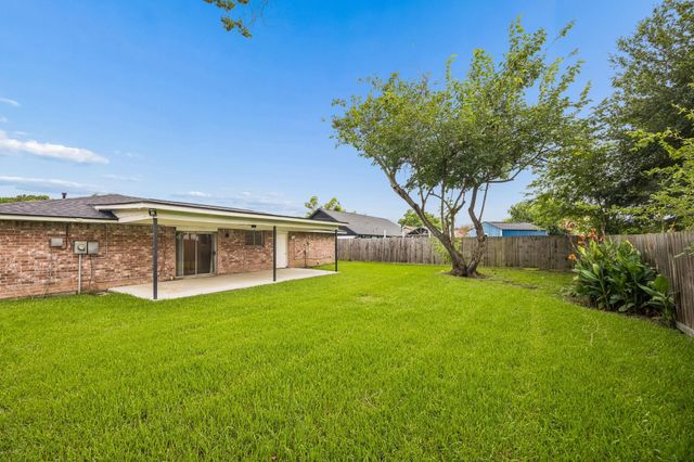 12211 Pompton Drive, Houston, TX 77089