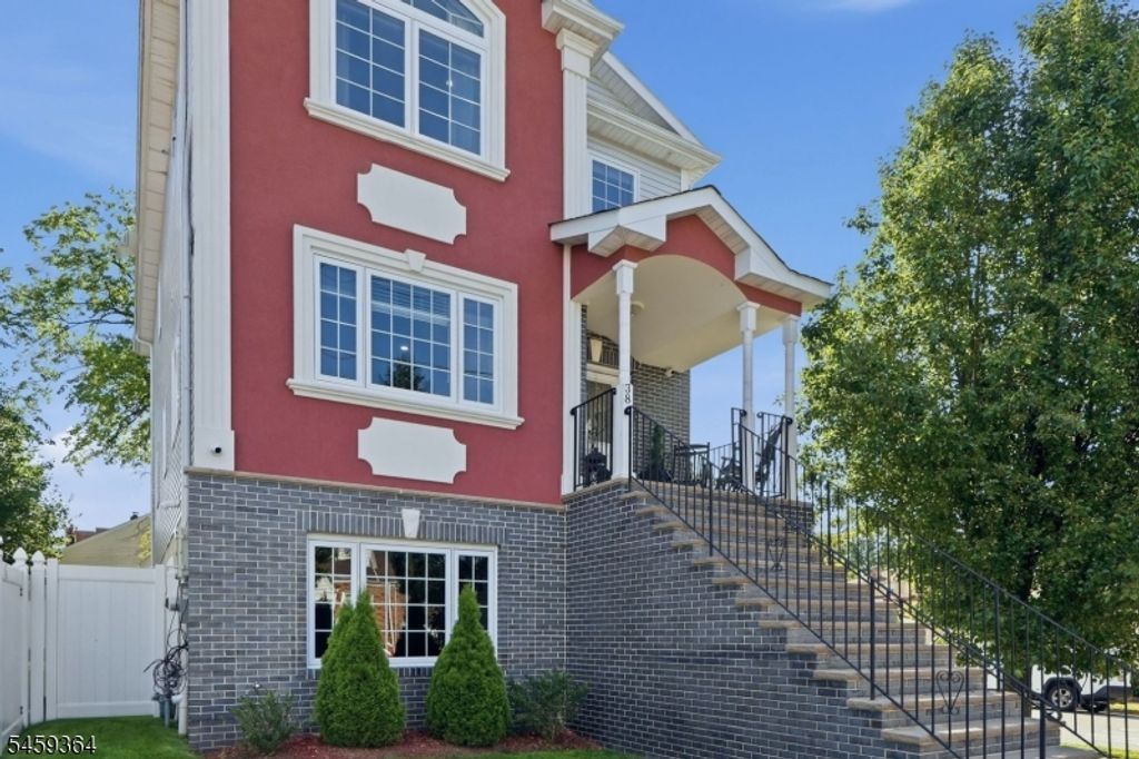38 Center St, Belleville Twp., NJ 07109 — exterior