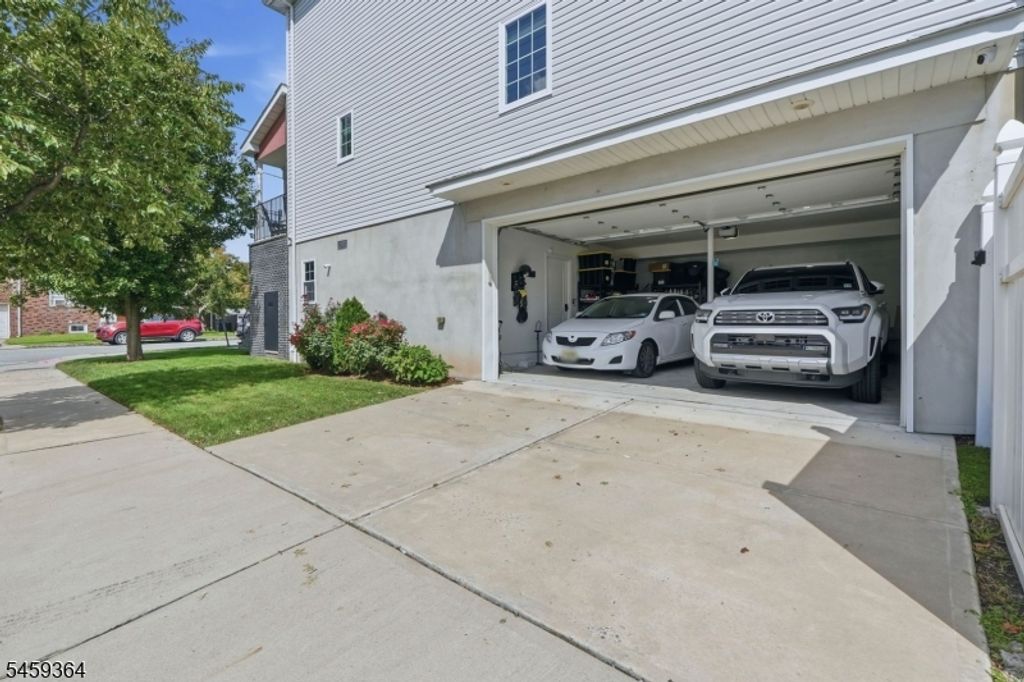 38 Center St, Belleville Twp., NJ 07109 — photo 3
