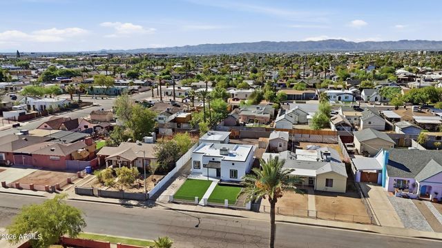 1433 E PORTLAND Street, Phoenix, AZ 85006