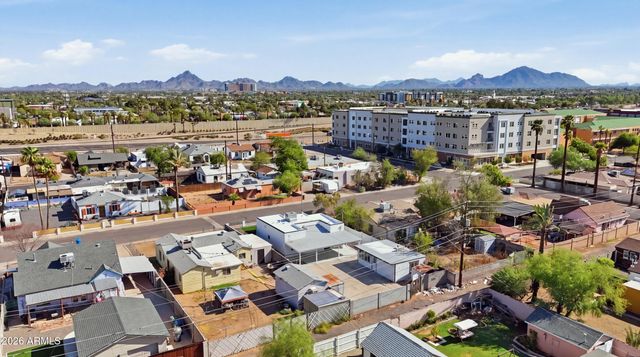 1433 E PORTLAND Street, Phoenix, AZ 85006