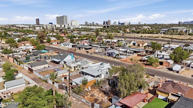 1433 E PORTLAND Street, Phoenix, AZ 85006
