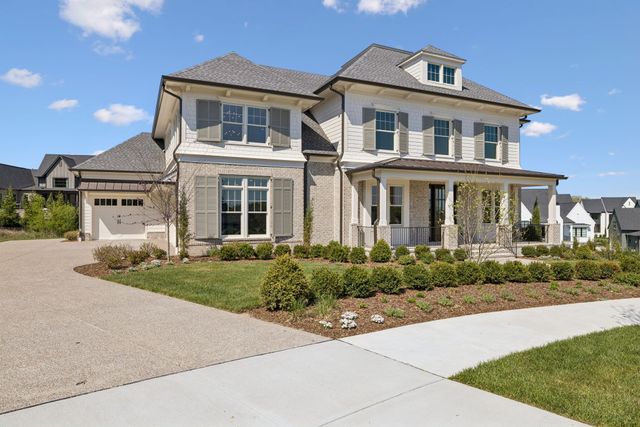 9282 Double Run Ct, College Grove, TN 37046