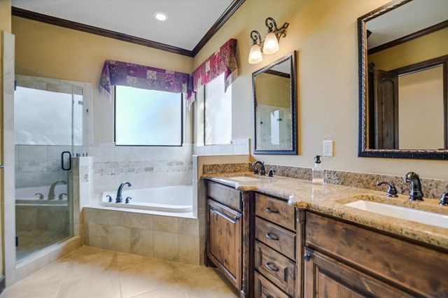 406 Cielo CIR, Marble Falls, TX 78654