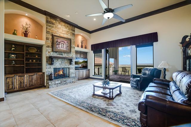 406 Cielo CIR, Marble Falls, TX 78654