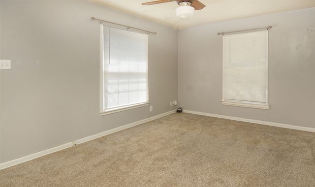 910 Liberty Street, Weatherford, TX 76086