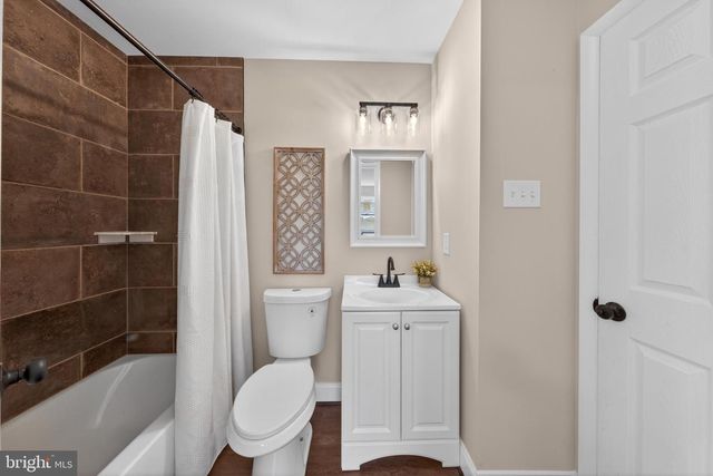107 OLYMPIA DR, Claymont, DE 19703