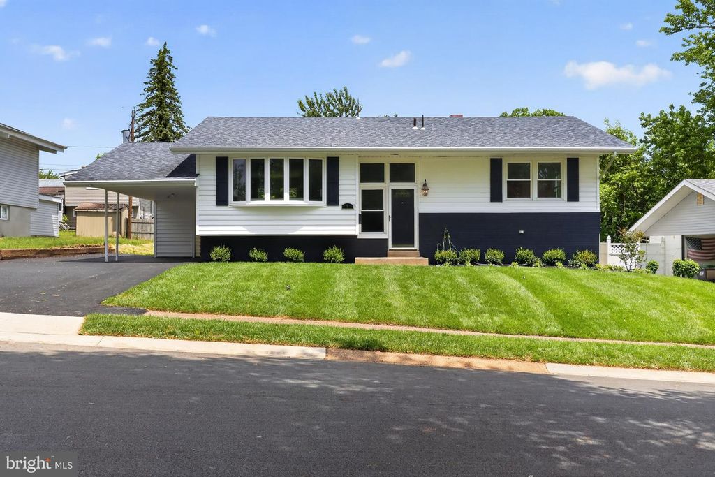 107 OLYMPIA DR, Claymont, DE 19703