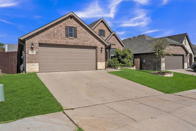 712 Long Iron Drive, Fort Worth, TX 76108