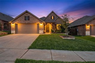 712 Long Iron Drive, Fort Worth, TX 76108
