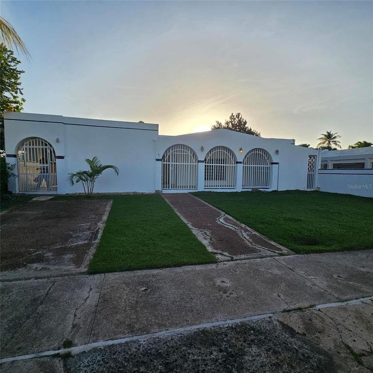 N11 N LAS OLAS 11, Dorado, PR 00646