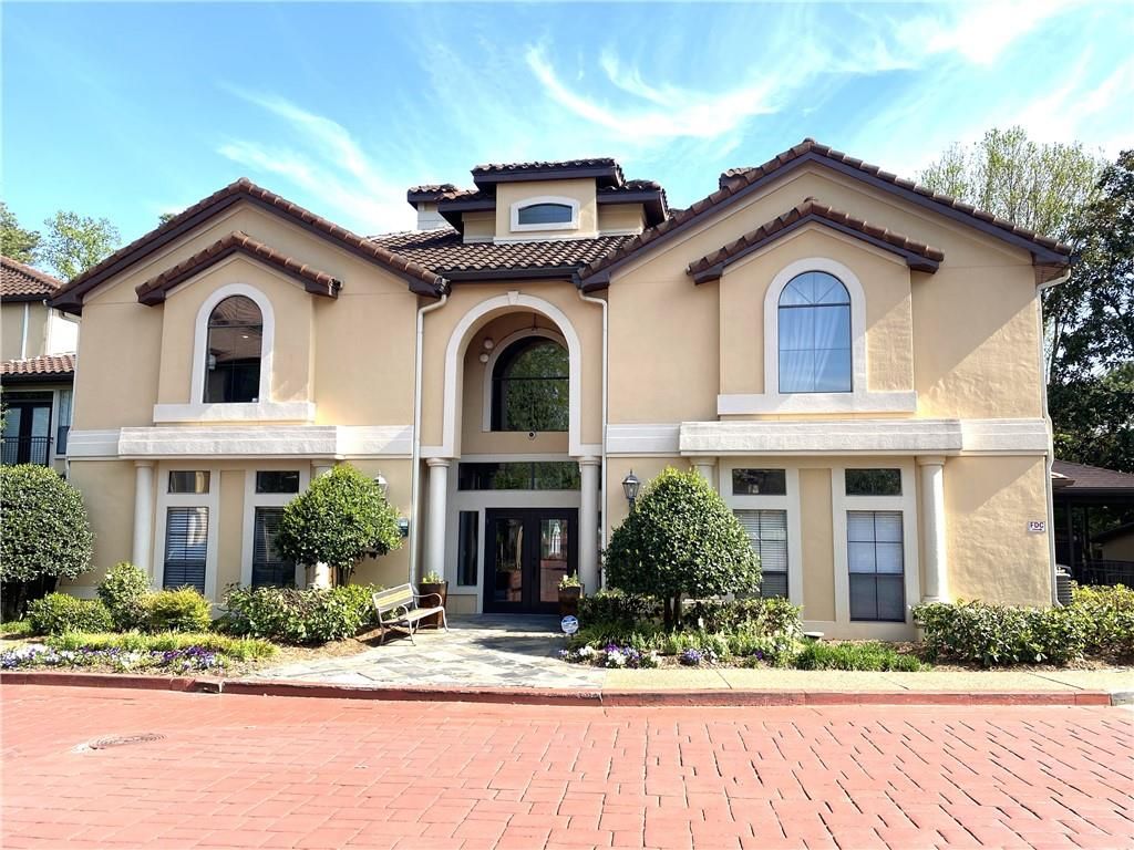 3777 Peachtree Road NE 1517, Atlanta, GA 30319