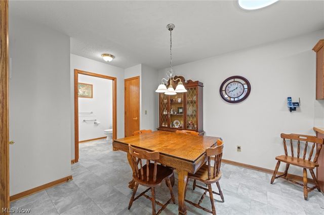 1450 Cove Street NW, Uniontown, OH 44685