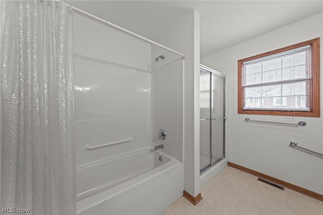 1450 Cove Street NW, Uniontown, OH 44685