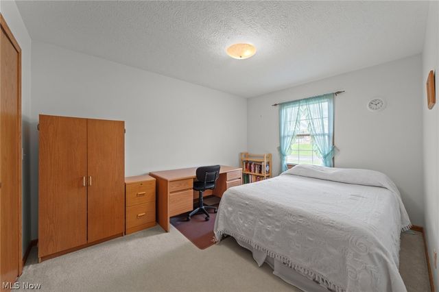 1450 Cove Street NW, Uniontown, OH 44685