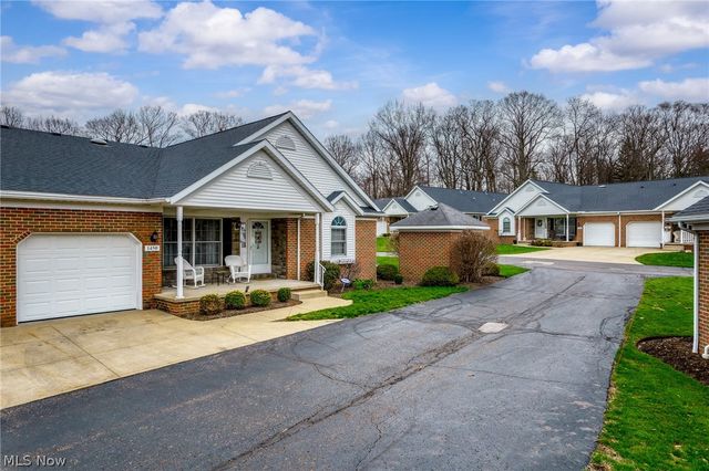 1450 Cove Street NW, Uniontown, OH 44685