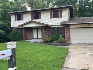 1135 Olde Saybrook Drive, St Charles, MO 63301