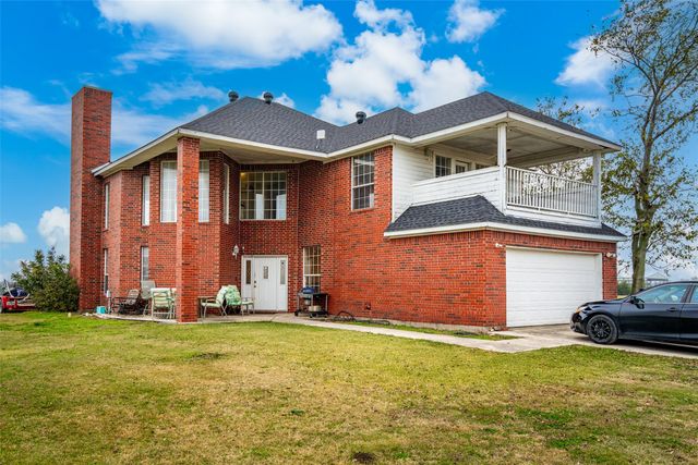 10903 Jackson Road, Krum, TX 76249