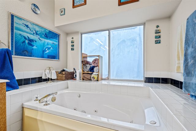 10903 Jackson Road, Krum, TX 76249