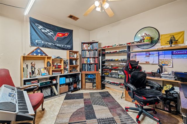 10903 Jackson Road, Krum, TX 76249