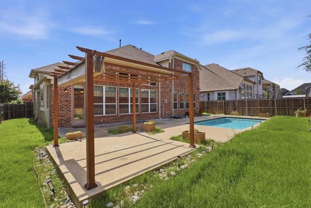 344 Birchwood Way, Irving, TX 75063