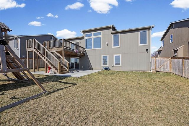 3611 Prairie Clover Court, Lawrence, KS 66049