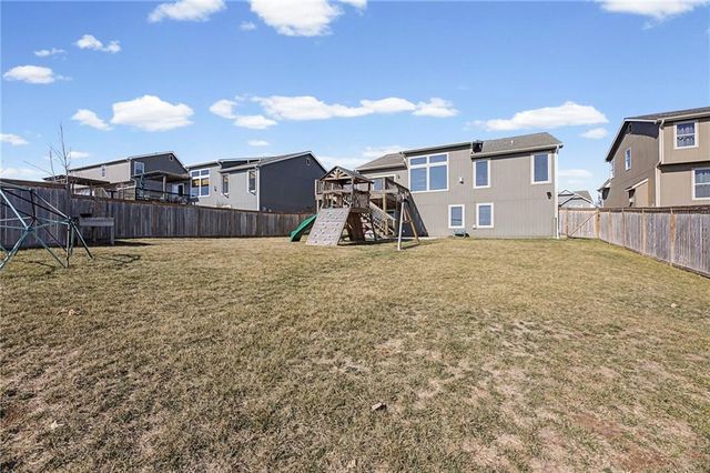 3611 Prairie Clover Court, Lawrence, KS 66049