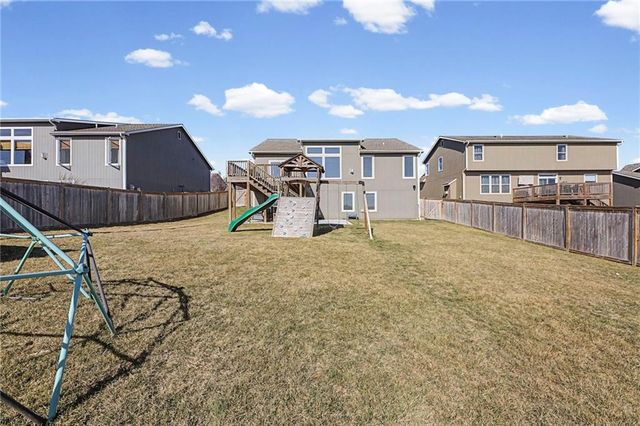 3611 Prairie Clover Court, Lawrence, KS 66049