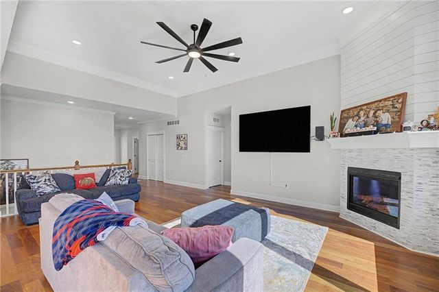 3611 Prairie Clover Court, Lawrence, KS 66049