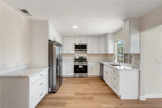 1077 Westpark, Corona, CA 92882