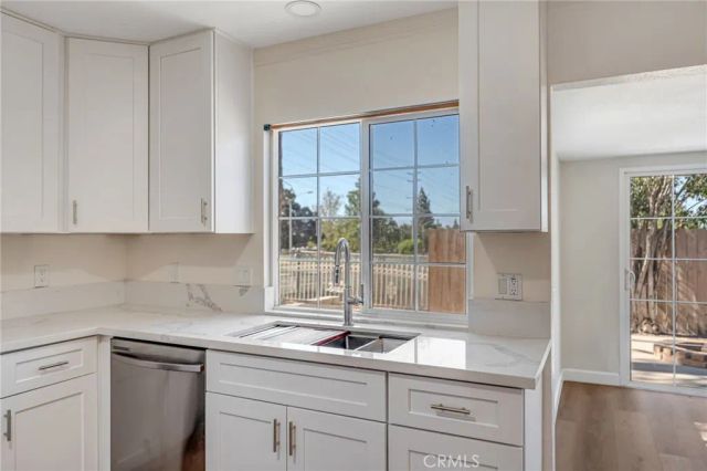 1077 Westpark, Corona, CA 92882