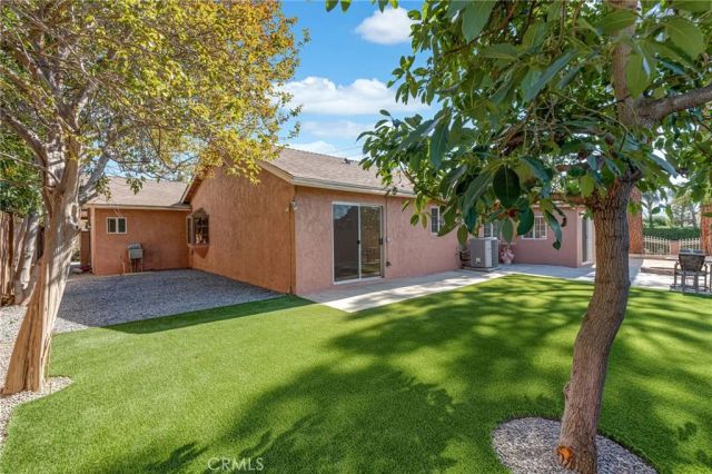 1077 Westpark, Corona, CA 92882