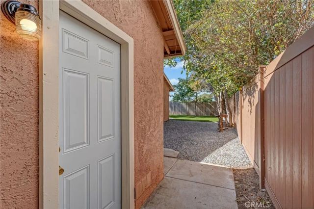 1077 Westpark, Corona, CA 92882