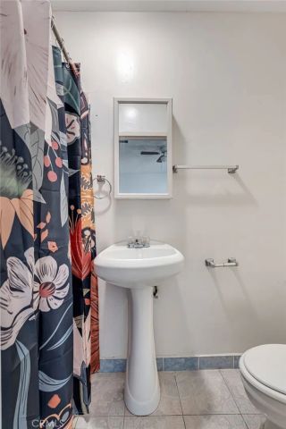 1077 Westpark, Corona, CA 92882