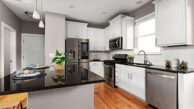 5910 Swayden LN, Austin, TX 78745