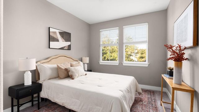 5910 Swayden LN, Austin, TX 78745