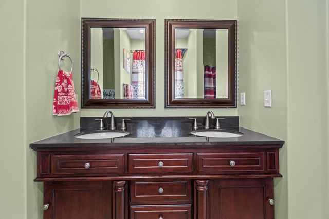 515 S Fredrick Way, Boiling Springs, SC 29316